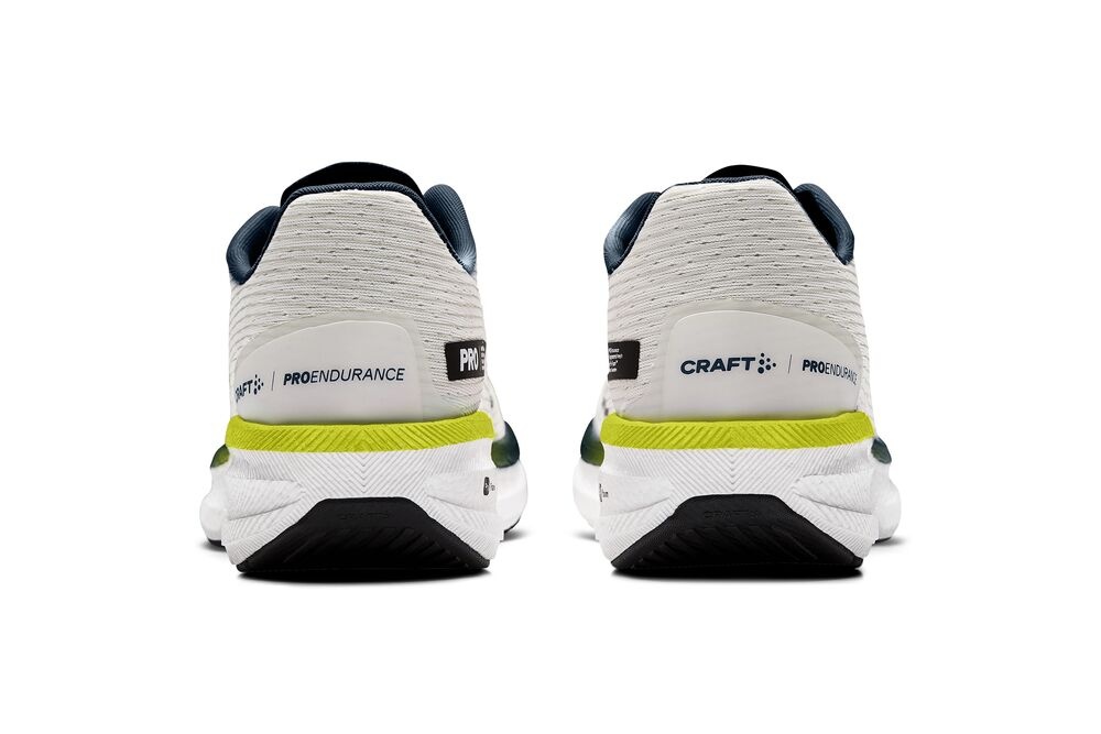 1912183-904663_PRO20Endur20Distance20M_Closeup2