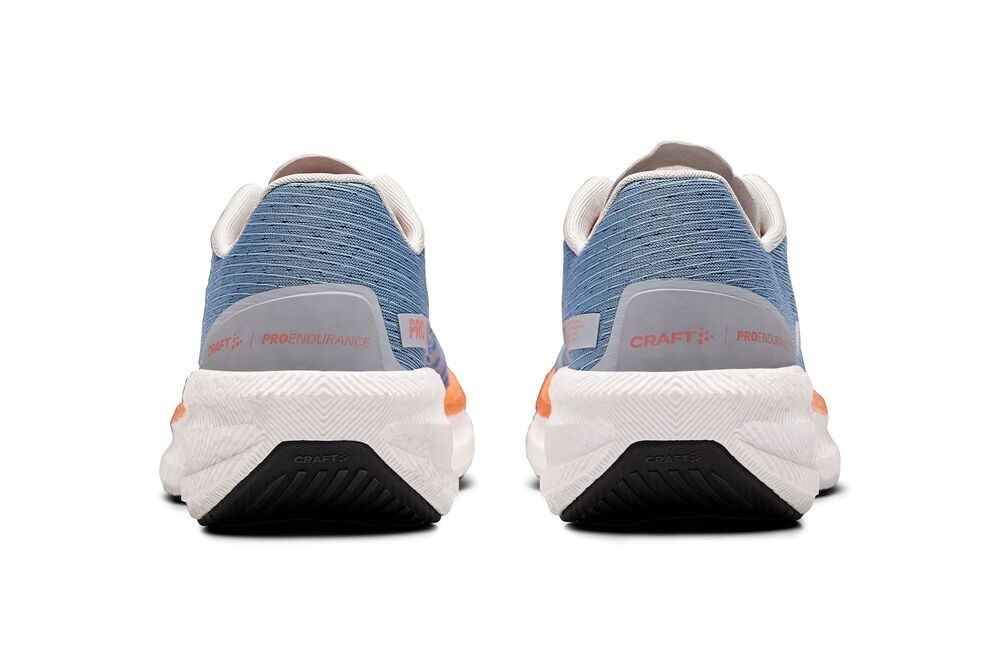 1912184-307932_PRO20Endur20Distance20W_Closeup2