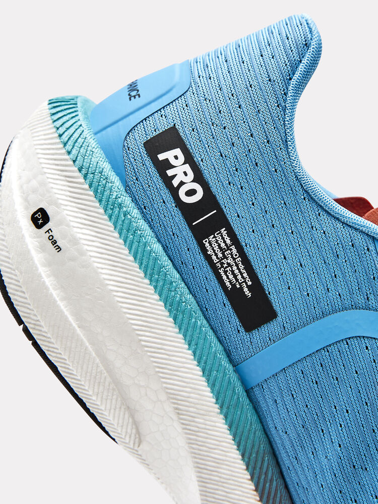 1912184-663573_PRO20Endur20Distance20W_Closeup6