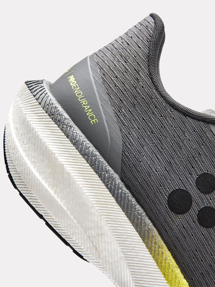 1912184-995914_PRO20Endur20Distance20W_Closeup6