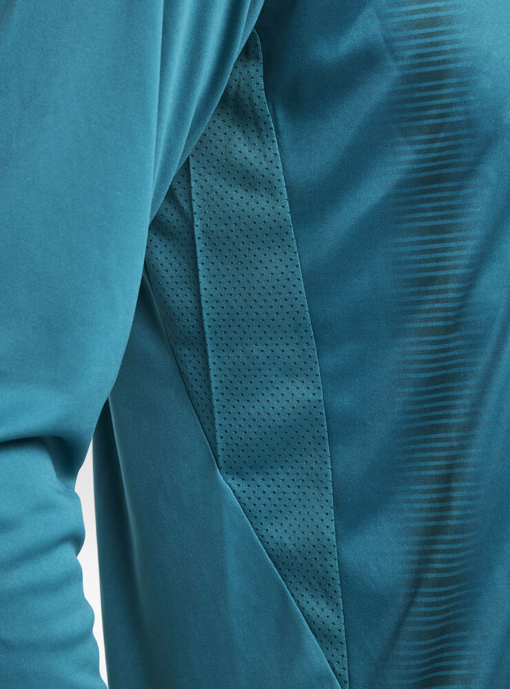 1912226-625000_Progress202.020GK20LS20Jersey20M_Closeup3