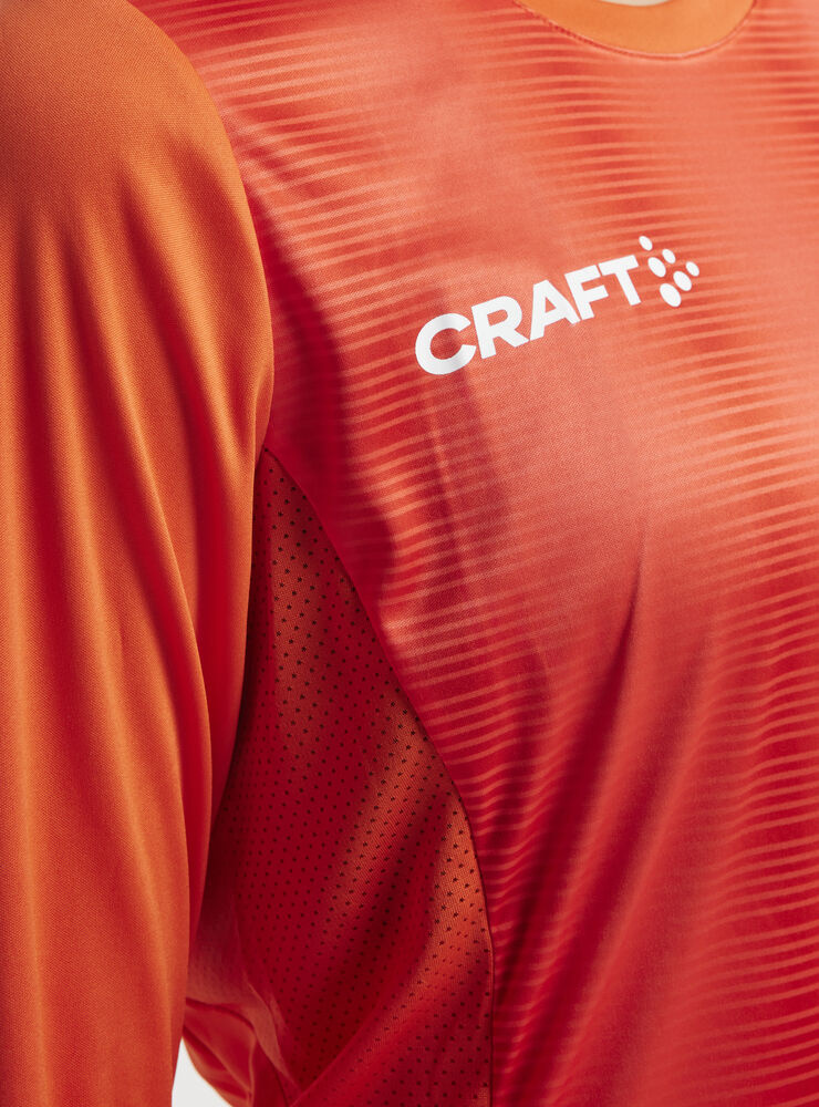 1912227-573000_Progress202.020GK20LS20Jersey20W_Closeup4