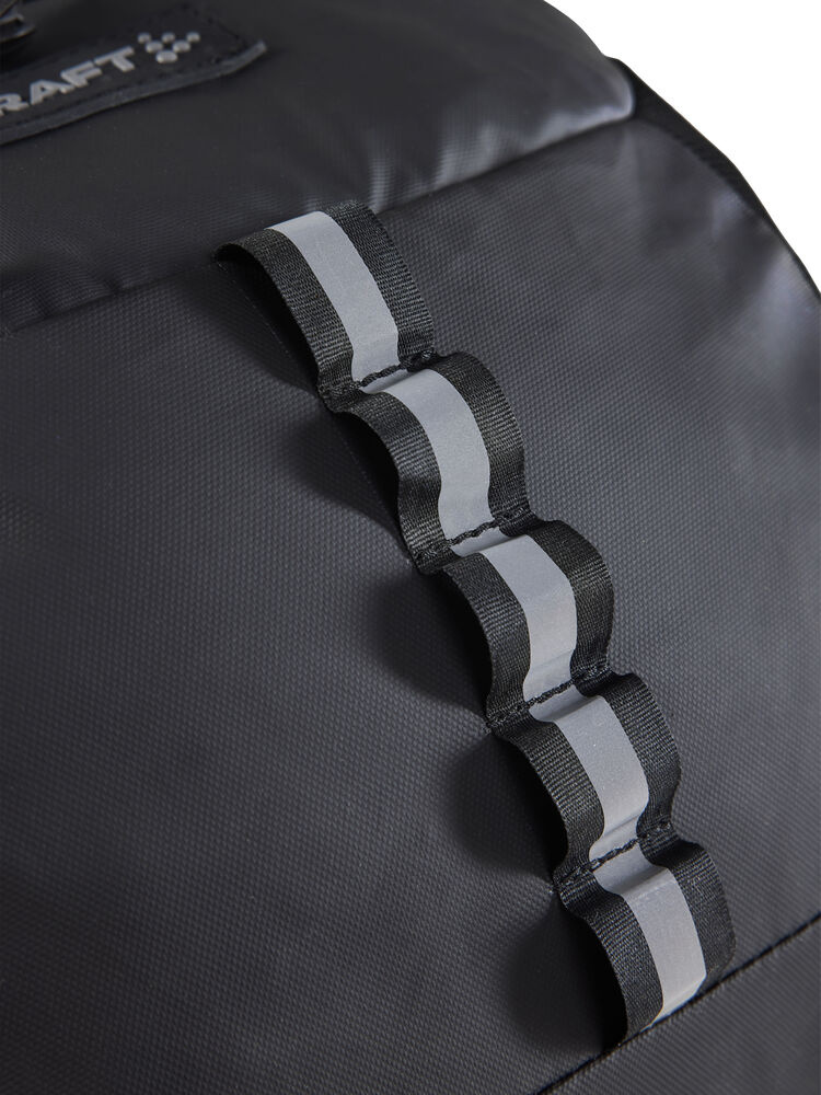 1912510-985000_Adv20Entity20Travel20Backpack204020L_Closeup1