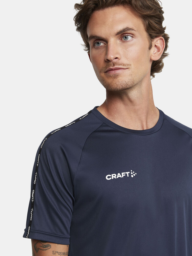 1912725-390000_Squad202.020Contrast20Jersey20M_Closeup4
