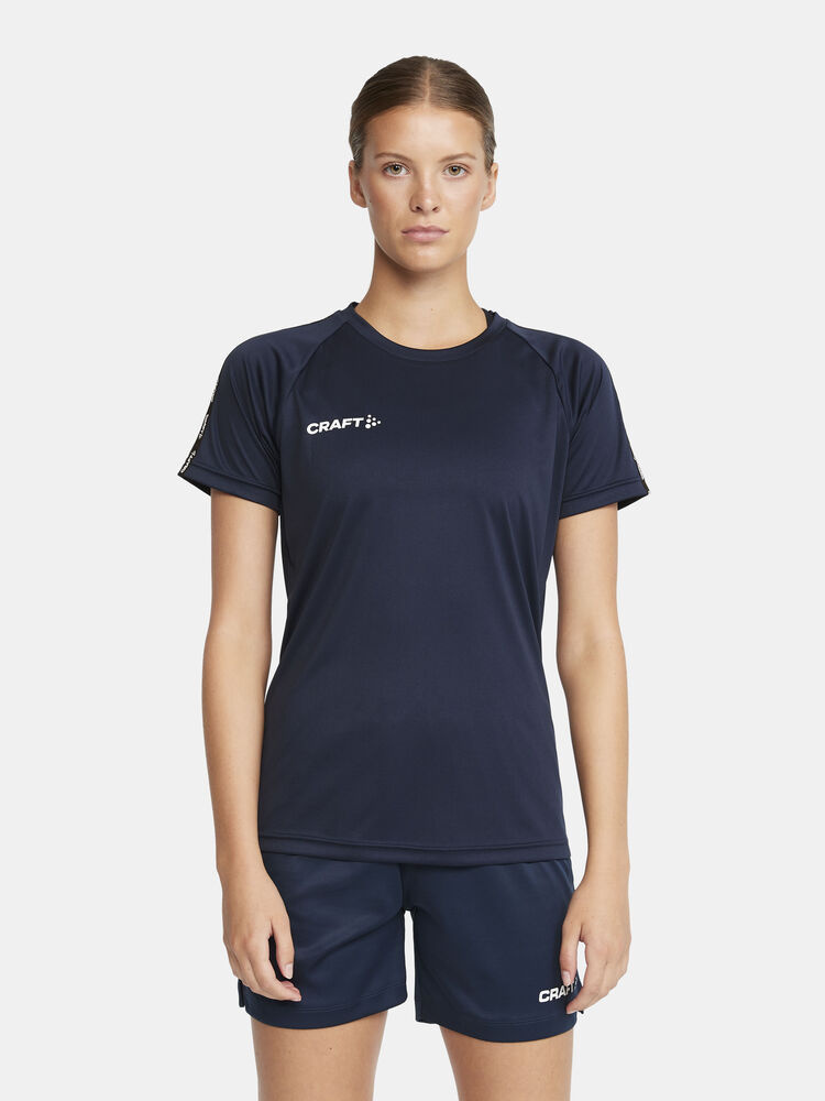 1912726-390000_Squad202.020Contrast20Jersey20W_Closeup1