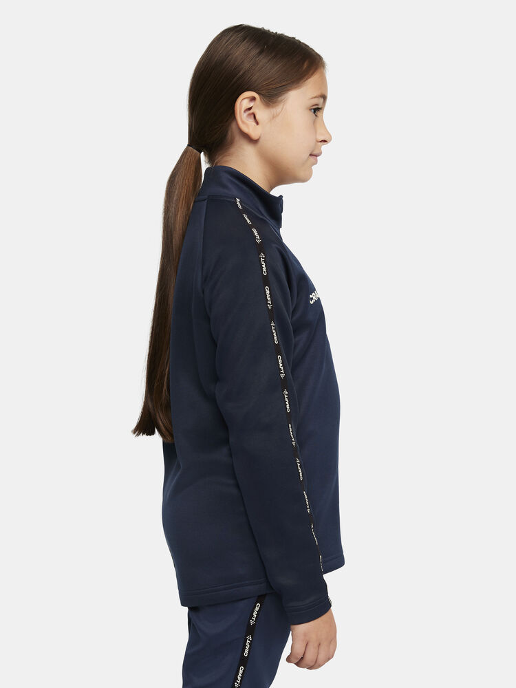 1912733-390000_Squad202.020Half20Zip20Jr_Closeup2