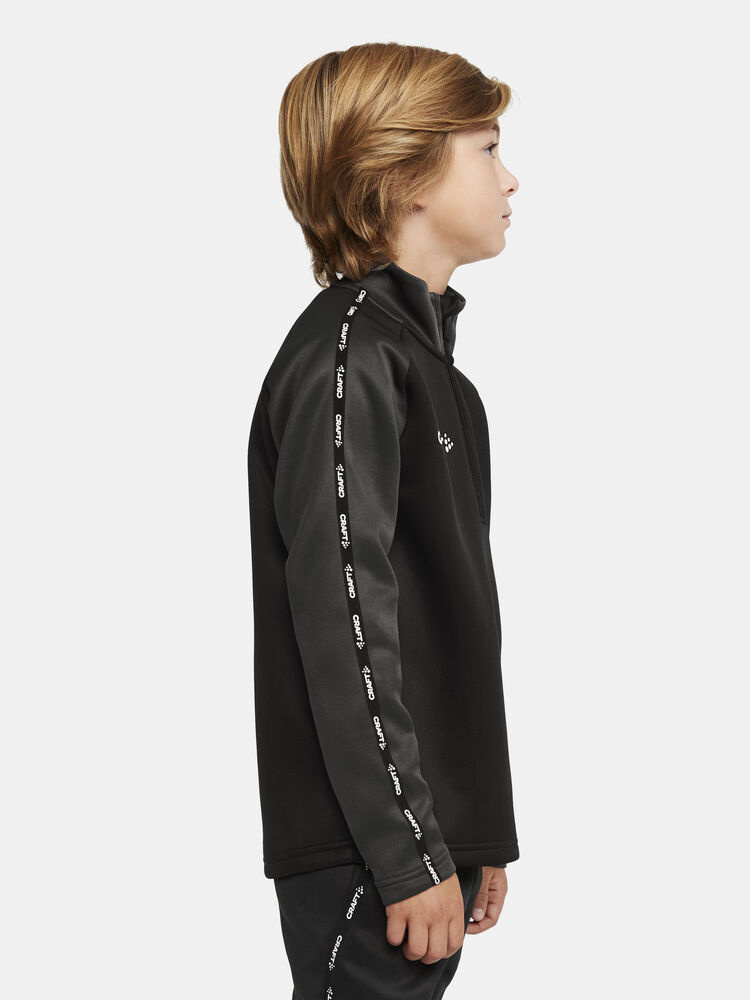 1912733-999985_Squad202.020Half20Zip20Jr_Closeup2