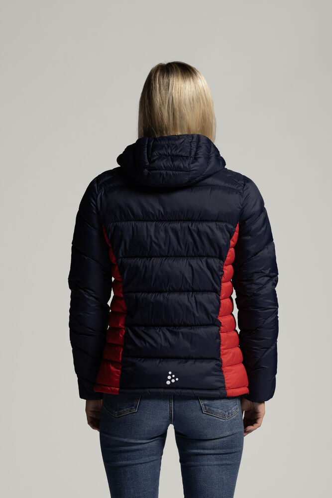 1913300-396430_NOR20Core20Explore20Isolate20Jacket20W_Closeup3