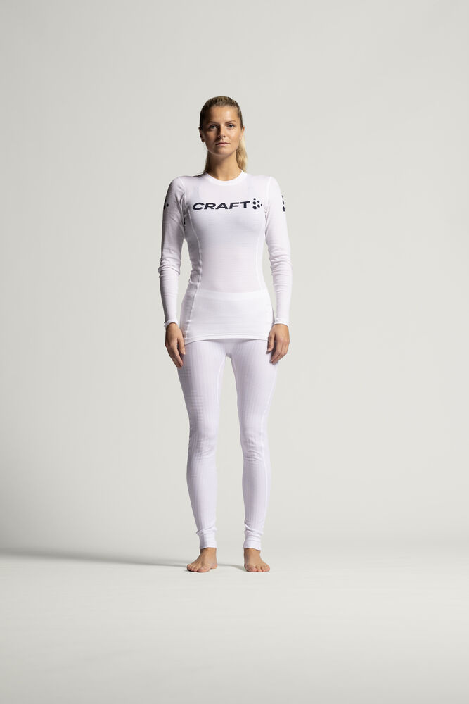 1913395-900396_NOR20Pro20Wool20Extreme20X20LS20W_Closeup1