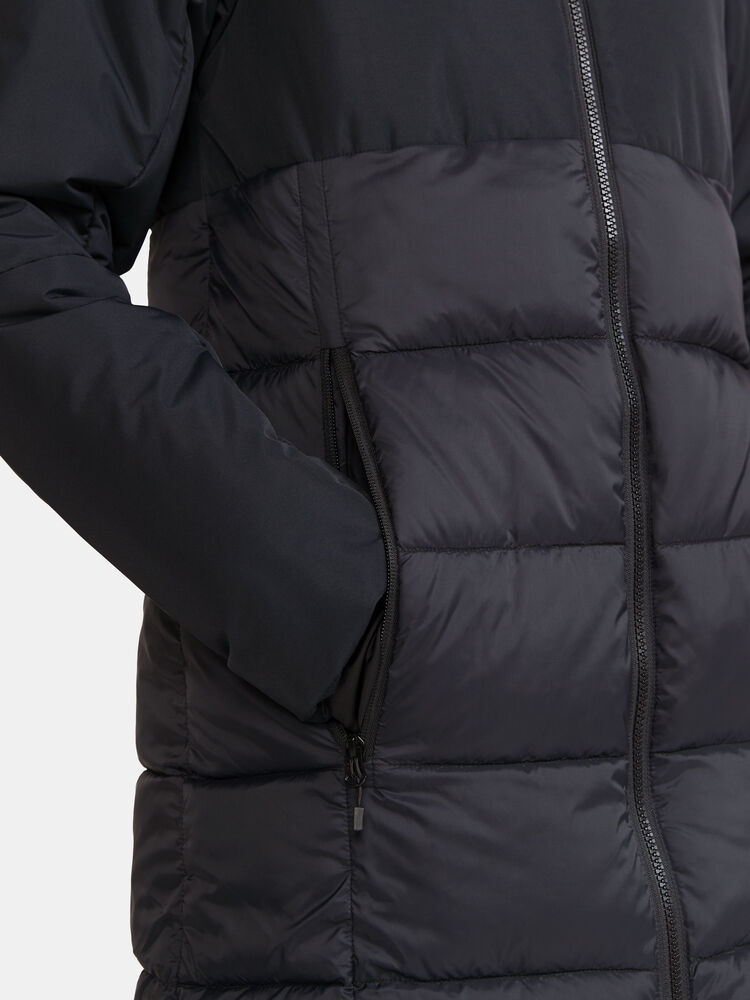 1913813-999000_Evolve20Isolate20Parkas20W_Closeup4