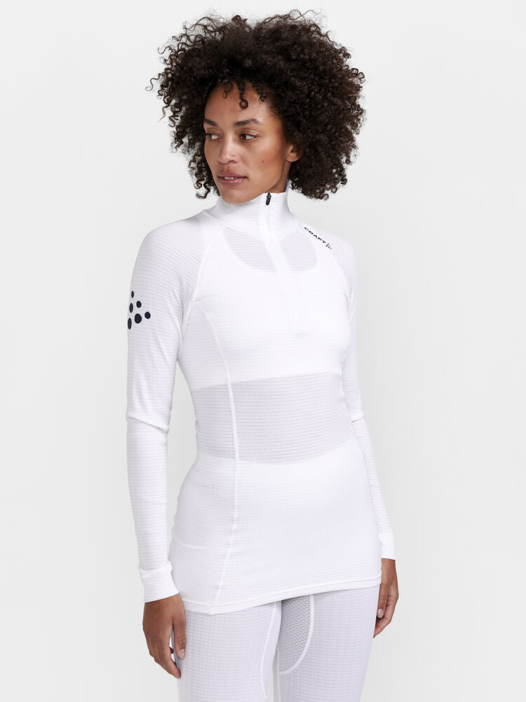 1913829-900396_NOR20PRO20Wool20Extreme20X20Half20Zip20LS20W_Closeup1