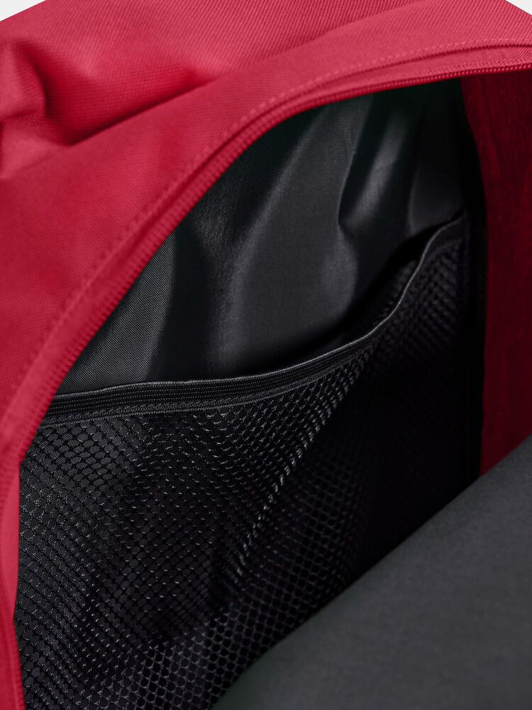 1914378-430000_Squad202.020Backpack2016L_Closeup2