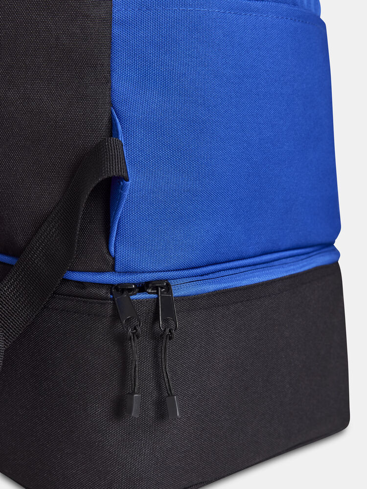 1914379-346000_Squad202.020Shoe20Backpack2026L_Closeup2