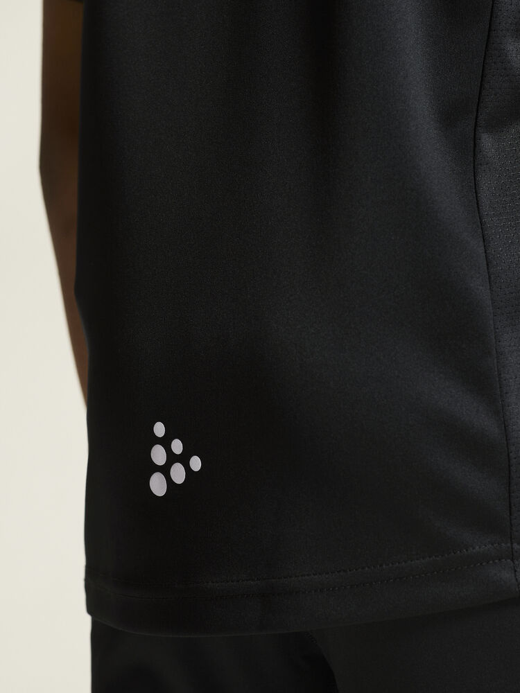 1914657-999000_Rush20220SS20Tee20Jr_closeup6