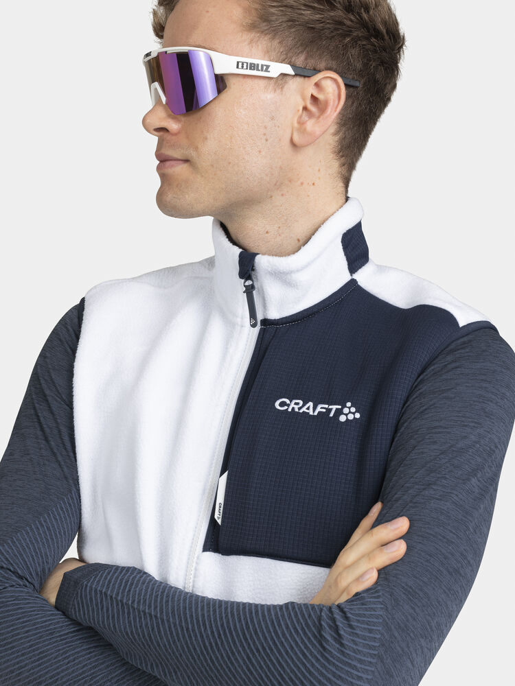 1915001-900396_NOR20Adv20Explore20Pile20Fleece20Vest20M_closeup3