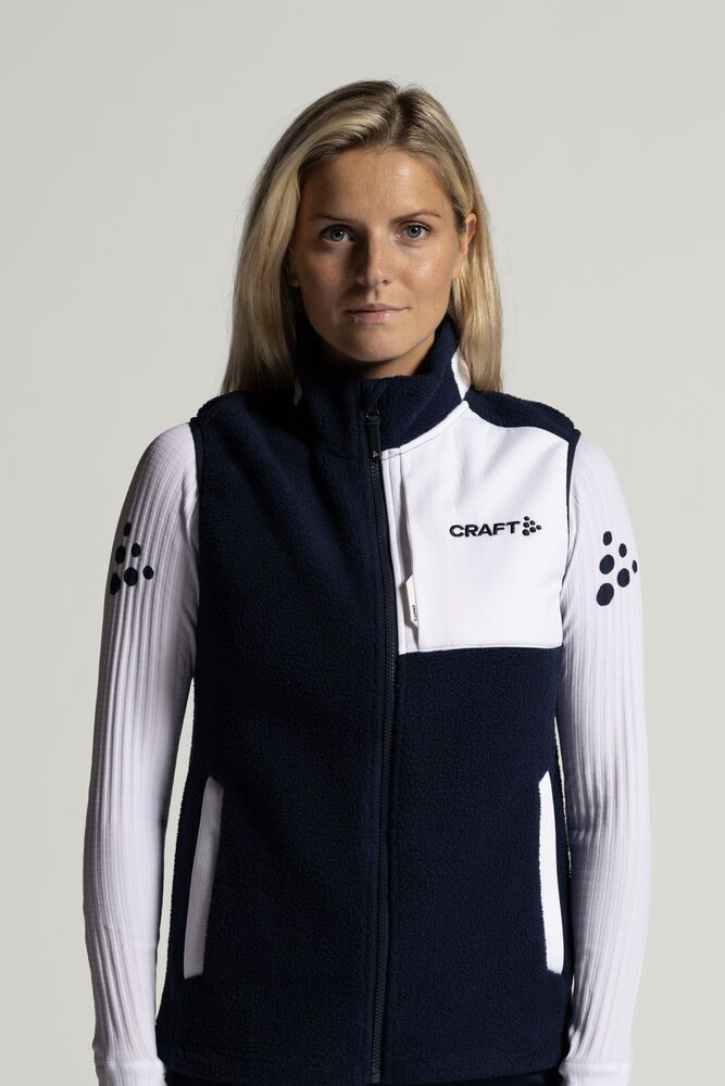 1915002-396900_NOR20ADV20Explore20Pile20Fleece20Vest20W_Closeup4