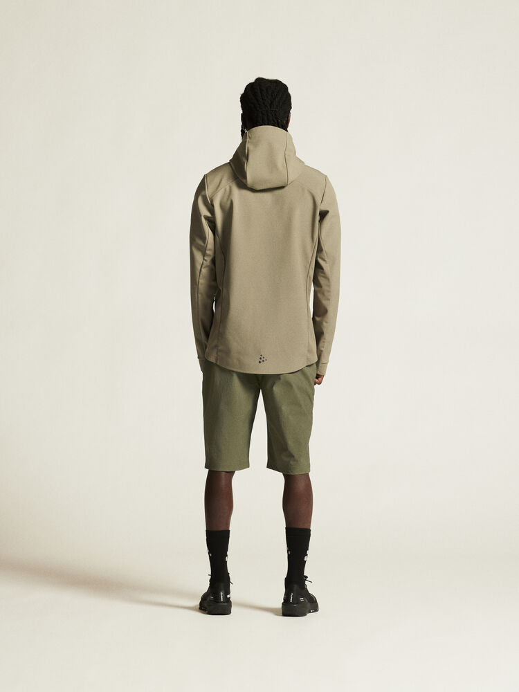 1915258-237000_ADV20Explore20Softshell20220Jkt20M_closeup3