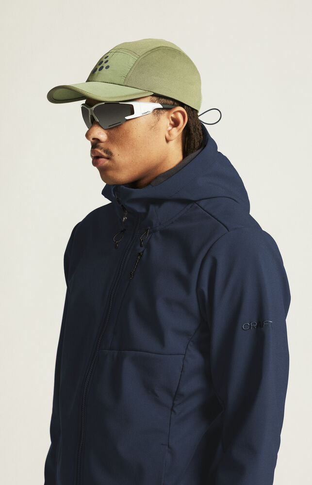 1915258-396000_ADV20Explore20Softshell20220020Jkt20M_closeup5