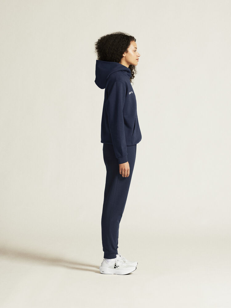 1915296-390000_Community20220Logo20FZ20Hoodie20W_closeup2