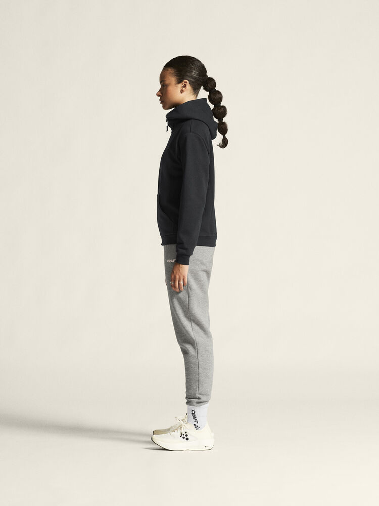 1915296-999000_Community20220Logo20FZ20Hoodie20W_closeup4