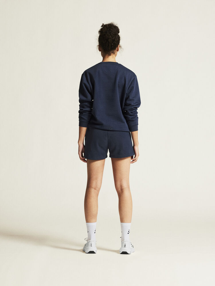 1915300-390000_Community20220R20Neck20W_closeup3