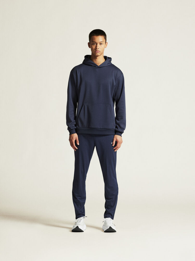 1915309-390000_Community20220Function20Hoodie20M_closeup1