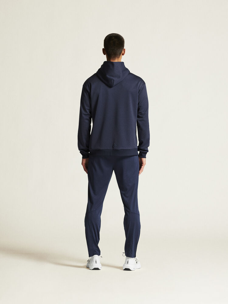 1915309-390000_Community20220Function20Hoodie20M_closeup3