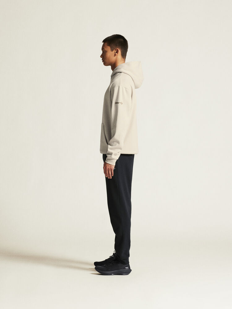 1915327-214000_Community20220Hoodie20M_closeup4