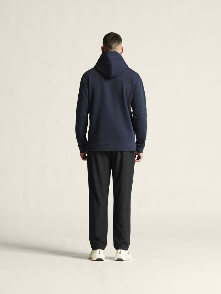 1915327-390000_Community20220Hoodie20M_closeup3