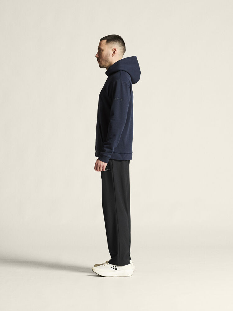 1915327-390000_Community20220Hoodie20M_closeup4