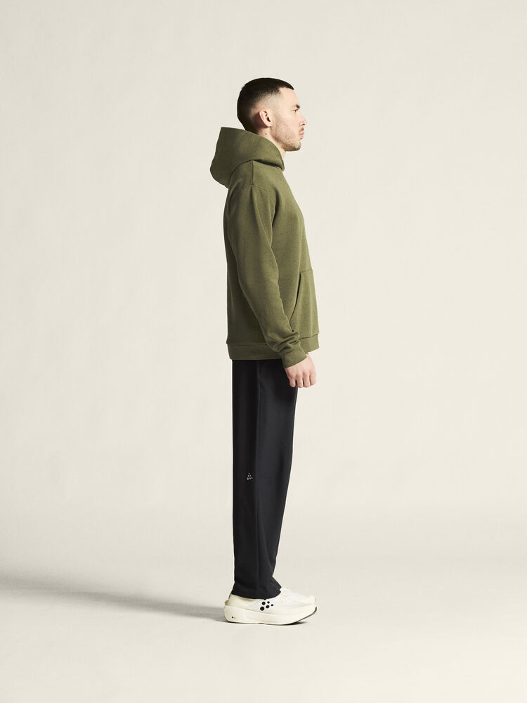1915327-664000_Community20220Hoodie20M_closeup2201