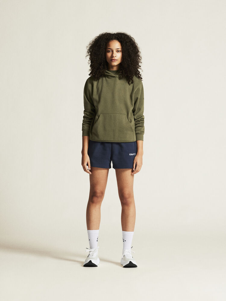 1915328-664000_Community20220Hoodie20W_closeup1