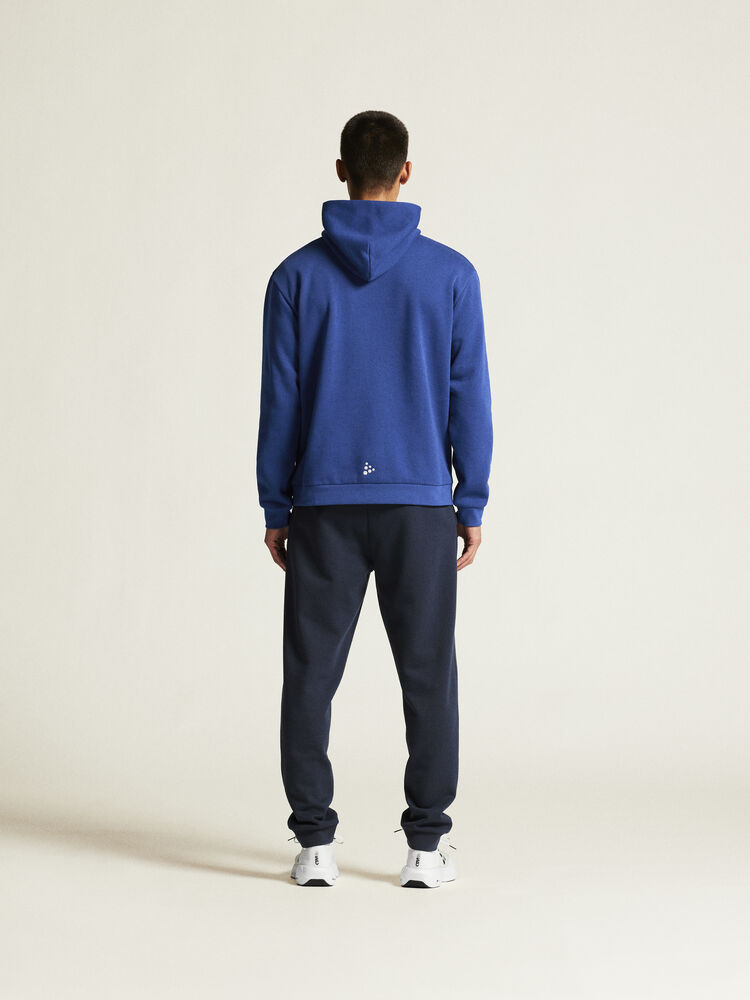 1915344-346000_Community20220Logo20Hoodie20M_closeup3