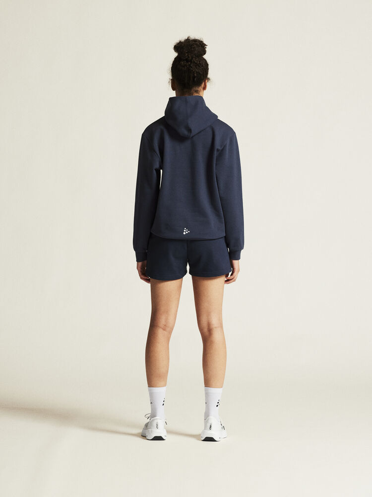 1915345-390000_Community20220Logo20Hoodie20W_closeup3