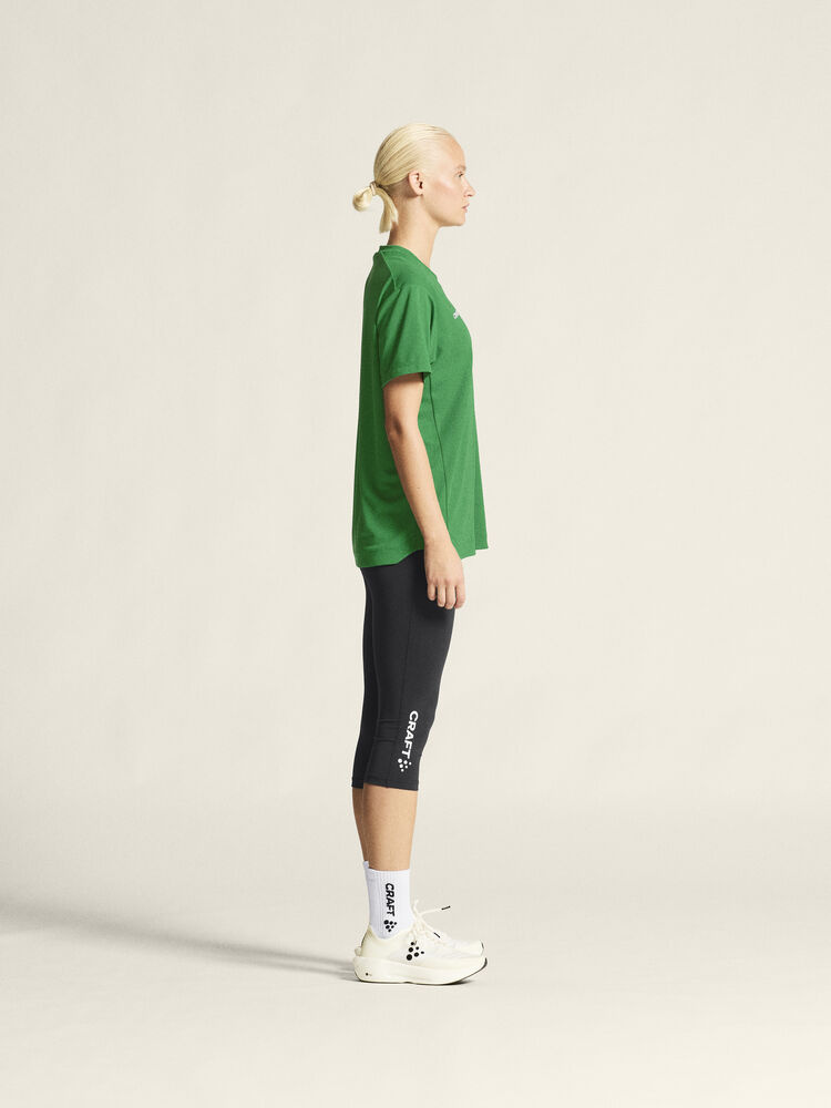 1915636-651000_Evolve20220Structured20Jersey2020W_closeup2