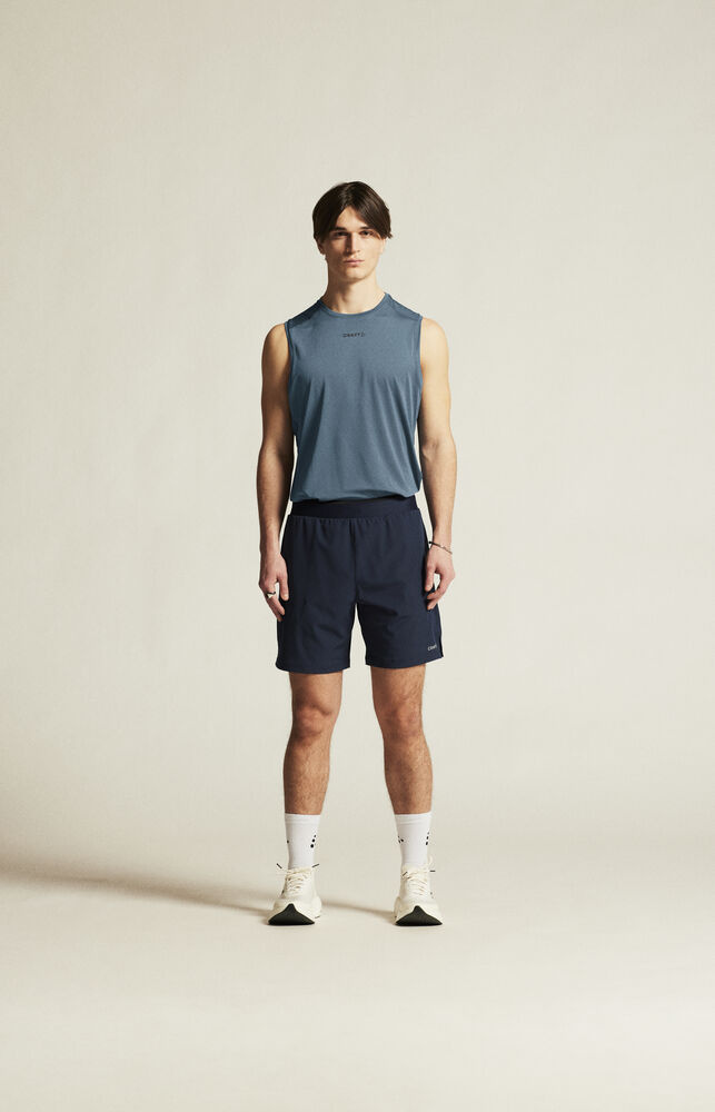1915950-396000_ADV20Essence202in120shorts20220M_closeup1
