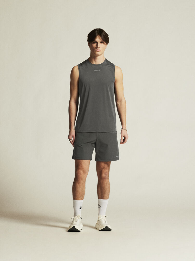 1915950-985000_ADV20Essence20220in20120shorts20220M_closeup1