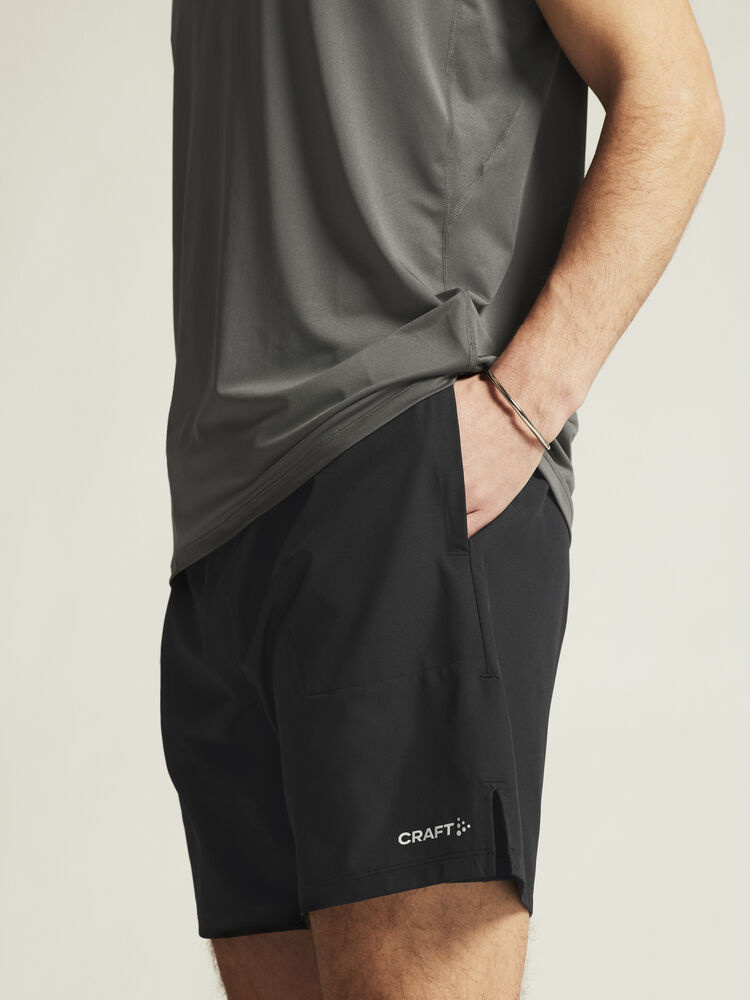1915950-999000_ADV20Essence20220in20120shorts20220M_closeup5