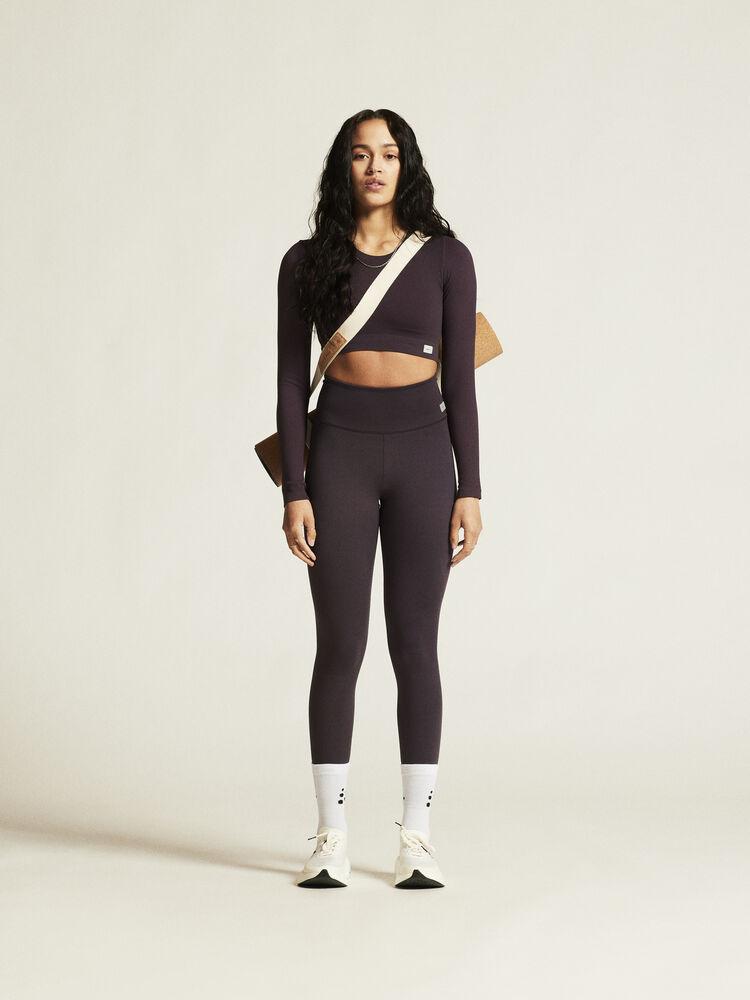 1916010-499000_Collective20720820Tights20W_closeup1