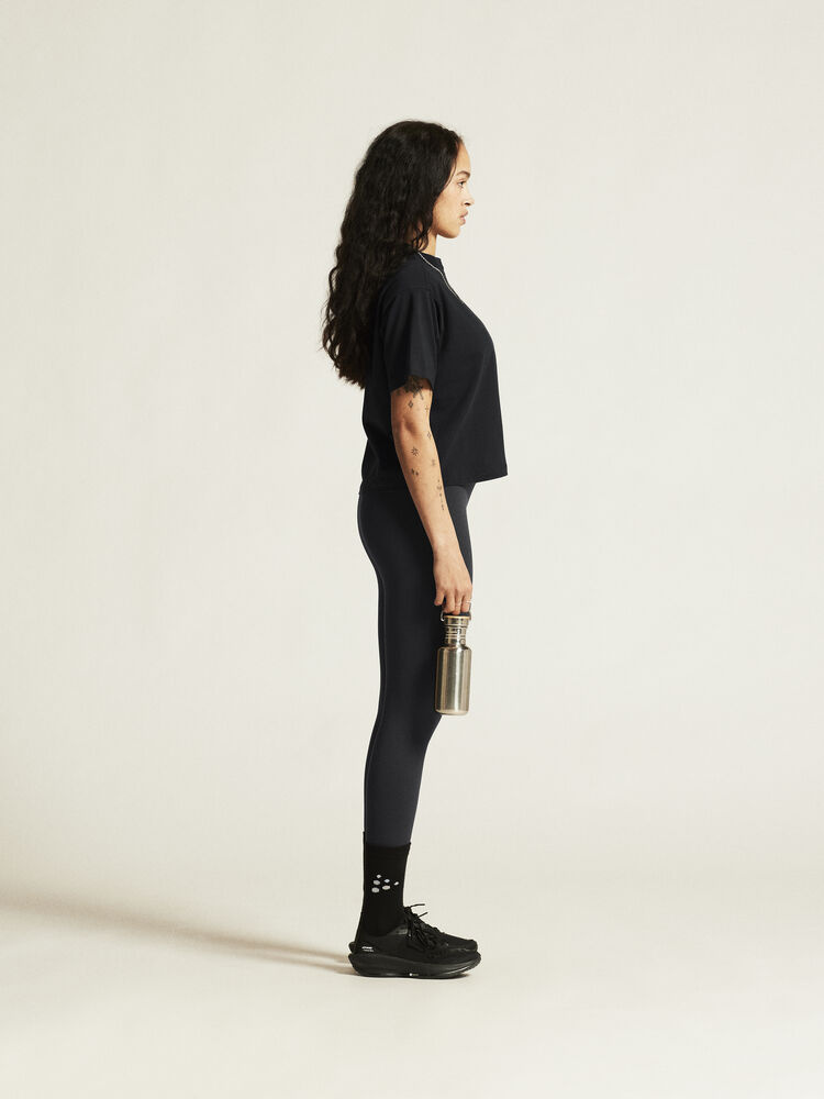 1916010-999000_Collective20720820Tights20W_closeup1