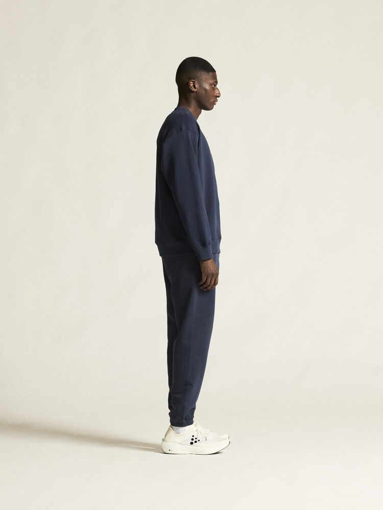 1916296-396000_Frequent20RN20sweatshirt20M_closeup2