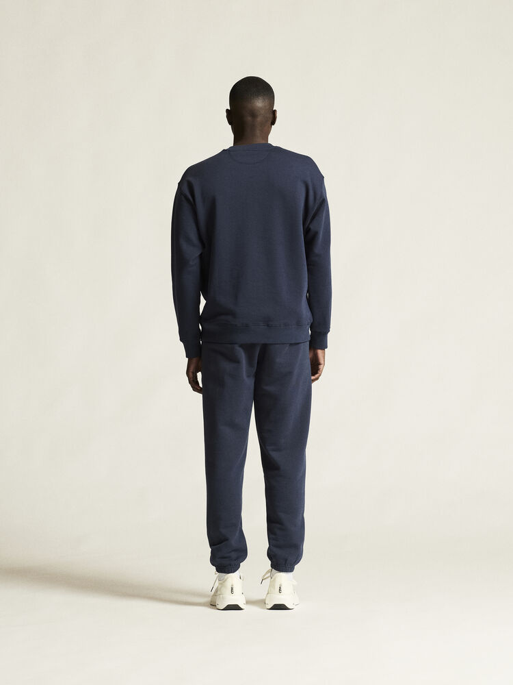 1916296-396000_Frequent20RN20sweatshirt20M_closeup3