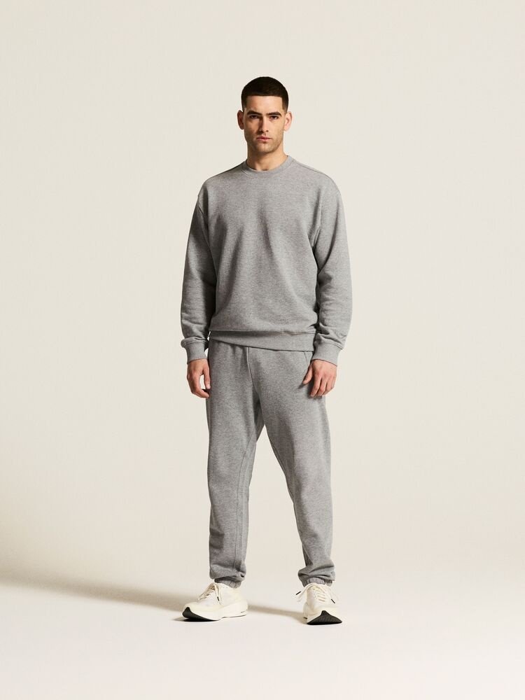 1916296-950M_RN20Sweatshirt20M_closeup1