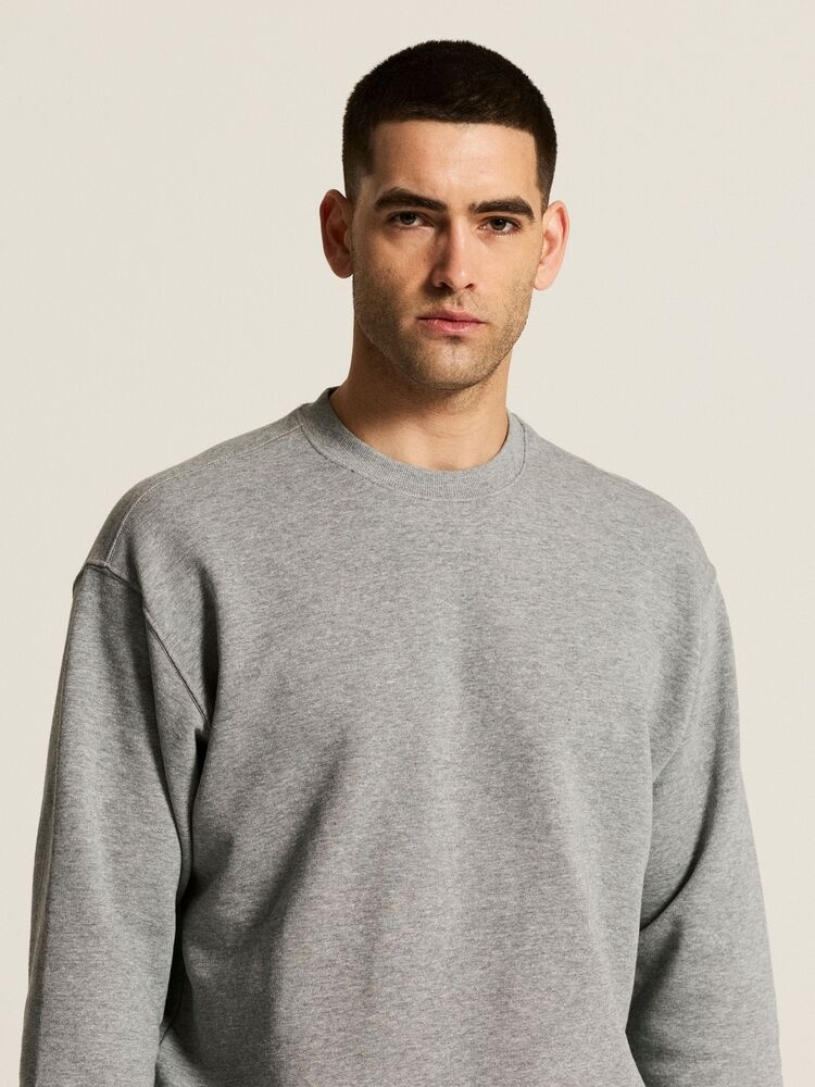 1916296-950M_RN20Sweatshirt20M_closeup6