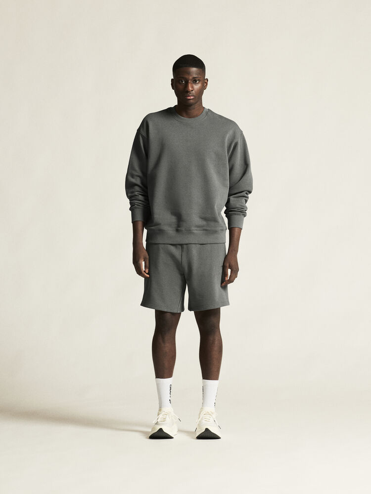 1916296-970000_Frequent20RN20sweatshirt20M_closeup1