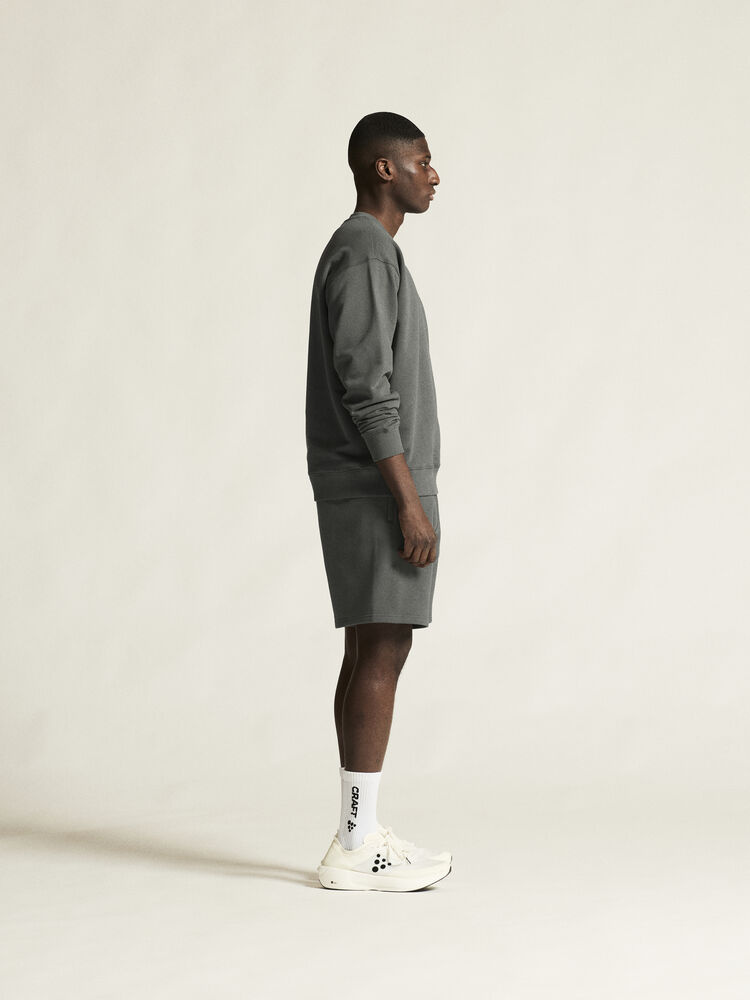 1916296-970000_Frequent20RN20sweatshirt20M_closeup2