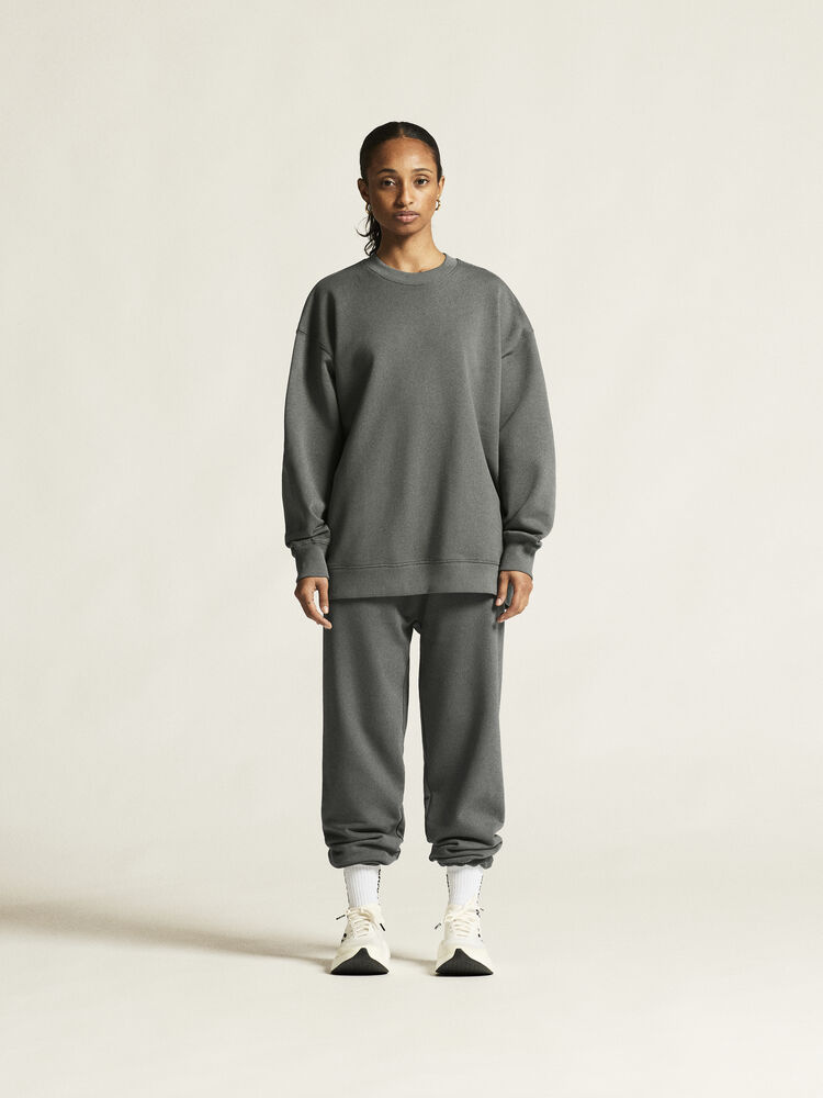 1916297-970000_Frequent20RN20sweatshirt20W_closeup1