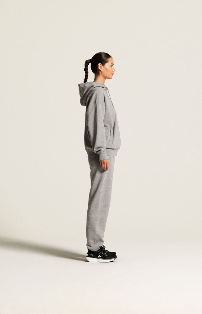 1916299-950M_Frequent20Hoodie20W_closeup4