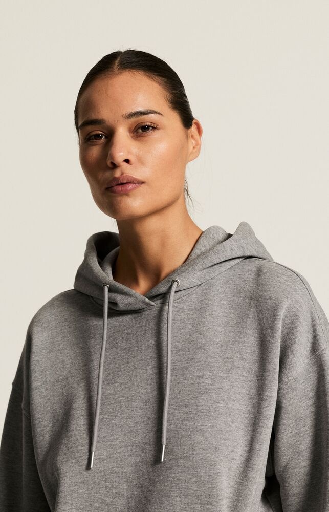 1916299-950M_Frequent20Hoodie20W_closeup8