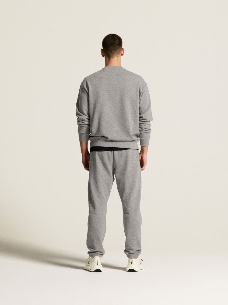1916302-950M_Frequent20Sweatpants20M_closeup3